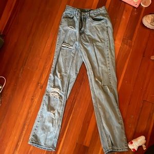 Felix light wash ripped jeans small